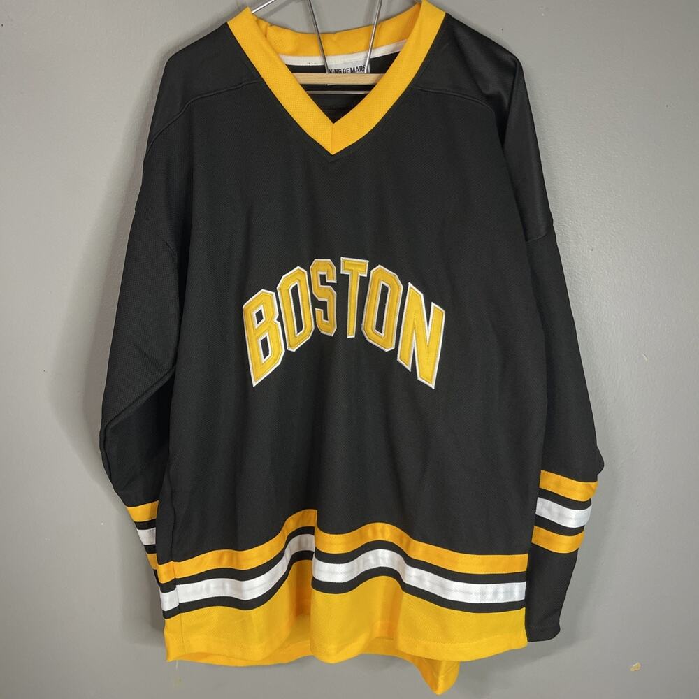 Happy Gilmore Jersey Large Boston Bruins Hockey Black Yellow #18 - Picture 2 of 3